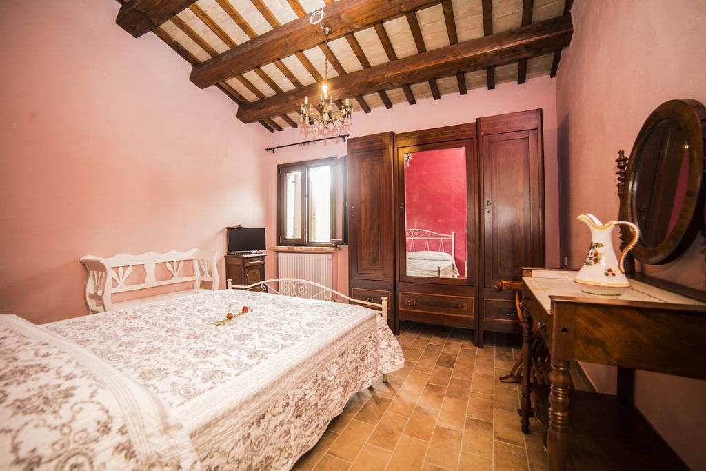 Agriturismo Corte Decia Saludecio Номер фото